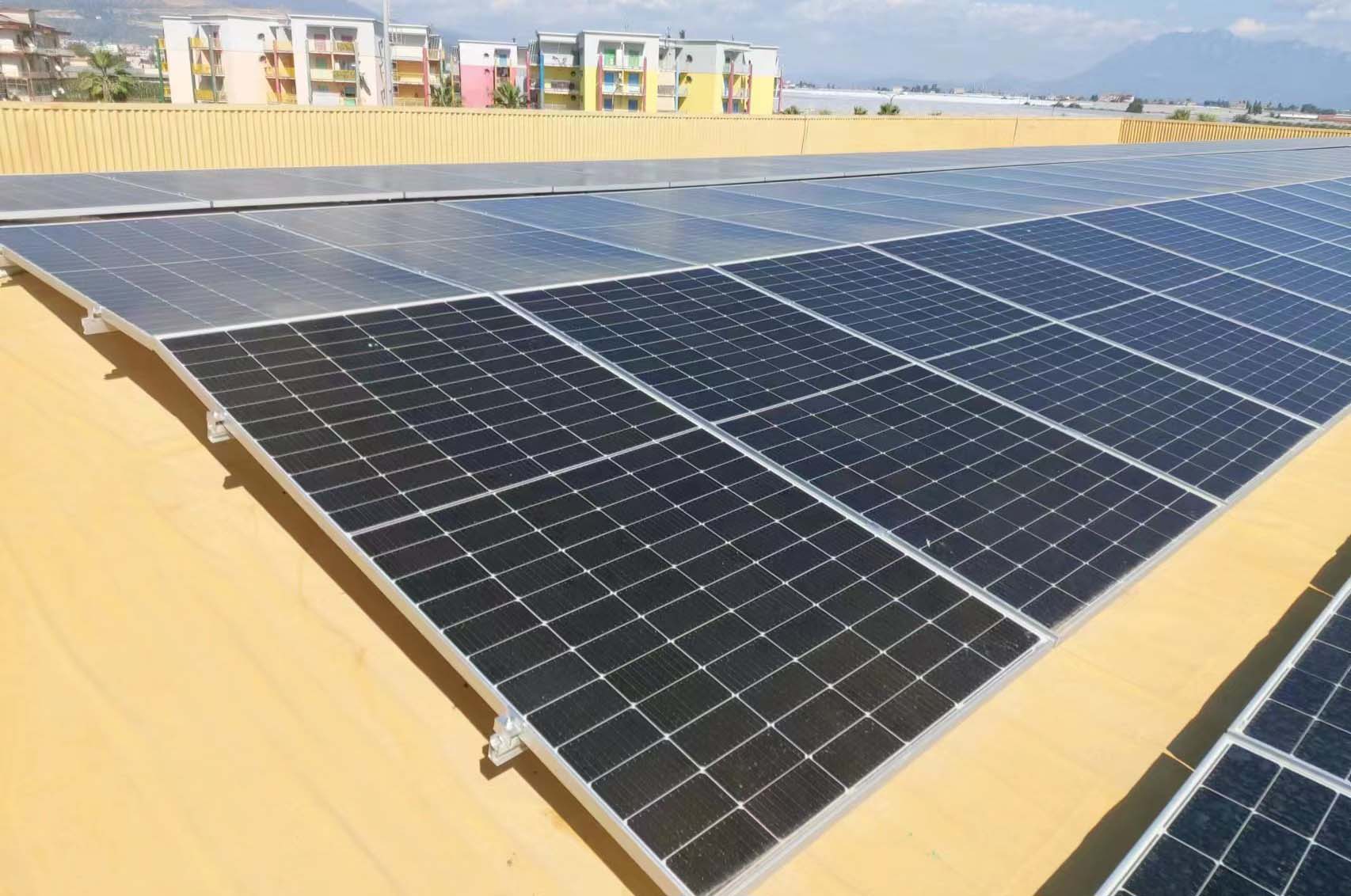Ý 375KW